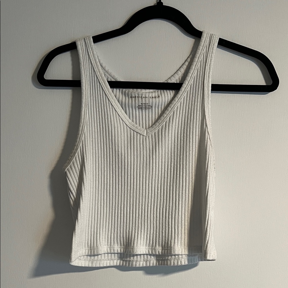 American Eagle Outfitters White Ribbed V-Neck Tank Top